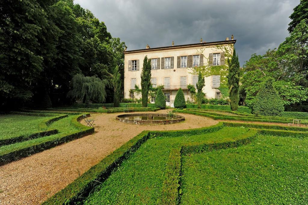 Apartmán Chateau De La Chassaigne Thiers Exteriér fotografie